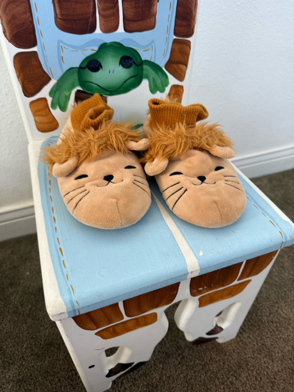 Cute Lion Plush Baby Slippers - Tan & Orange